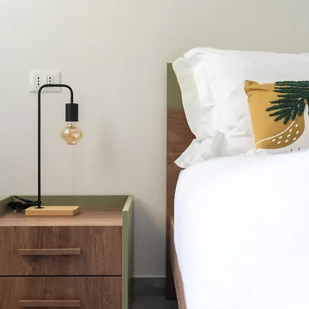 Luxury Station Oasis With Balcony Apartmán Boloňa