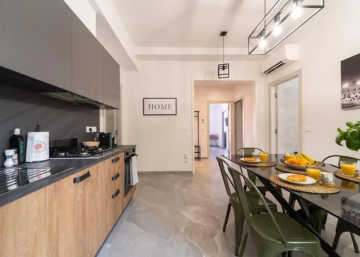 Luxury Station Oasis With Balcony * Bologna