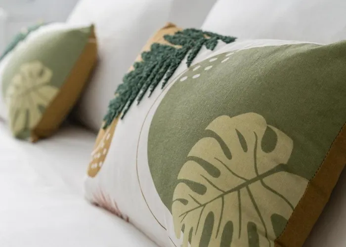 Luxury Station Oasis With Balcony Lägenhet *