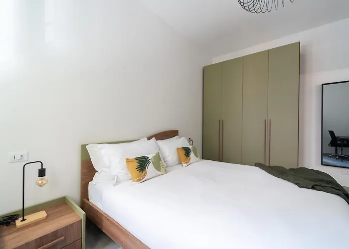 아파트 Luxury Station Oasis With Balcony 볼로냐